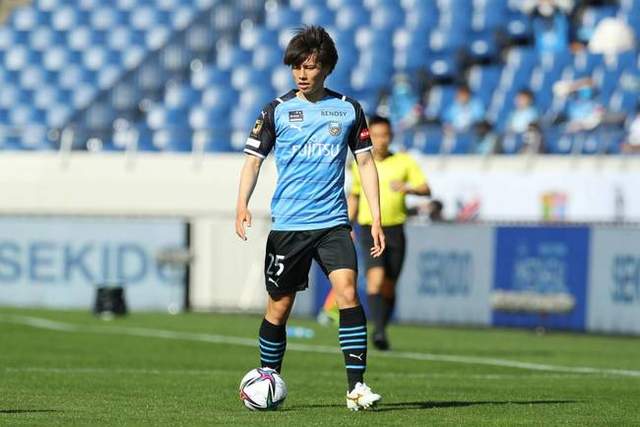 文班28+13+7+5马刺终结雷霆6连胜 篮网擒老鹰